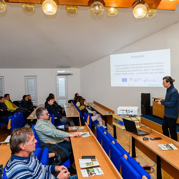 Priopćenje - Predavanje o kompostiranju:
Korisni savjeti za svakodnevnu praksu (4)